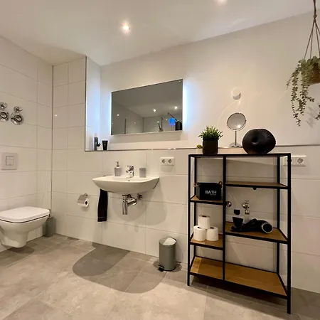 Piso Superior - Exklusives An Der Promenade Mit Rheinsicht & Loggia * Эммерих