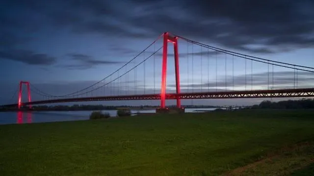 Piso Superior - Exklusives An Der Promenade Mit Rheinsicht & Loggia *